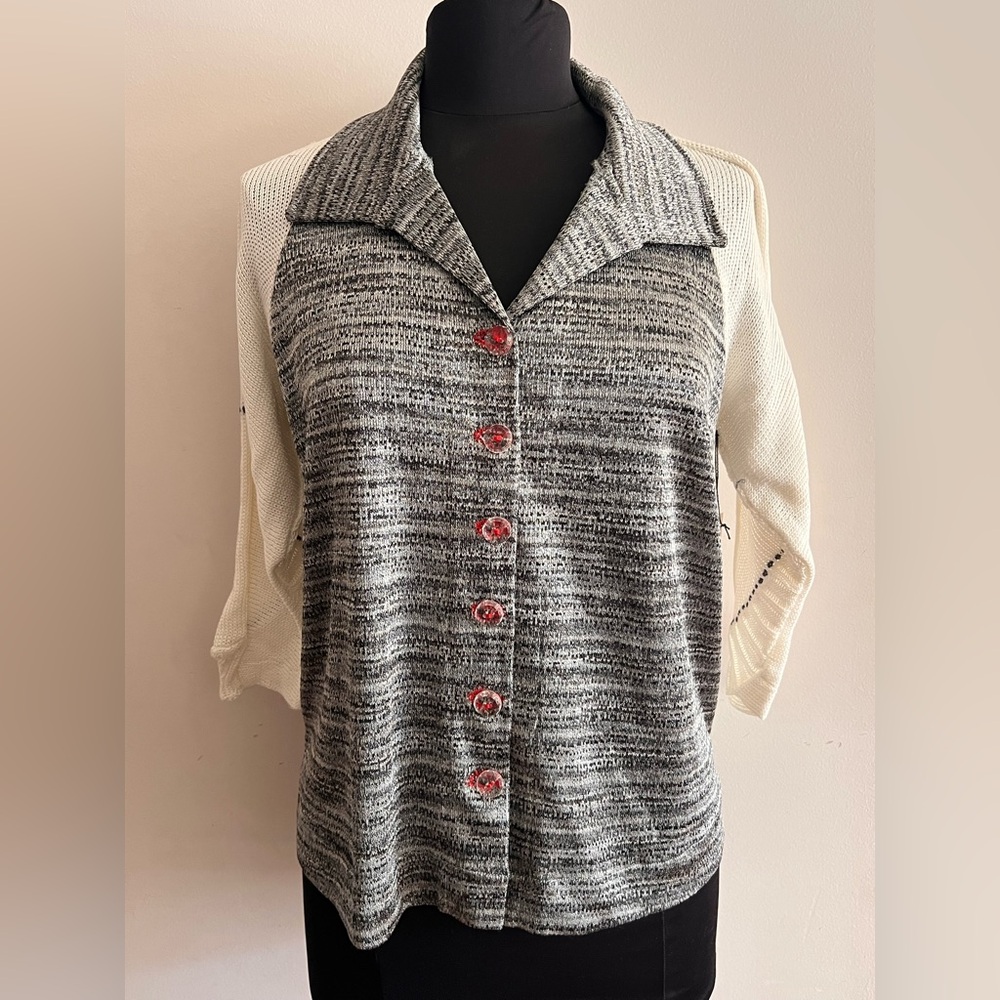 Grey and Cream Knit Top with Black Marled Detail
